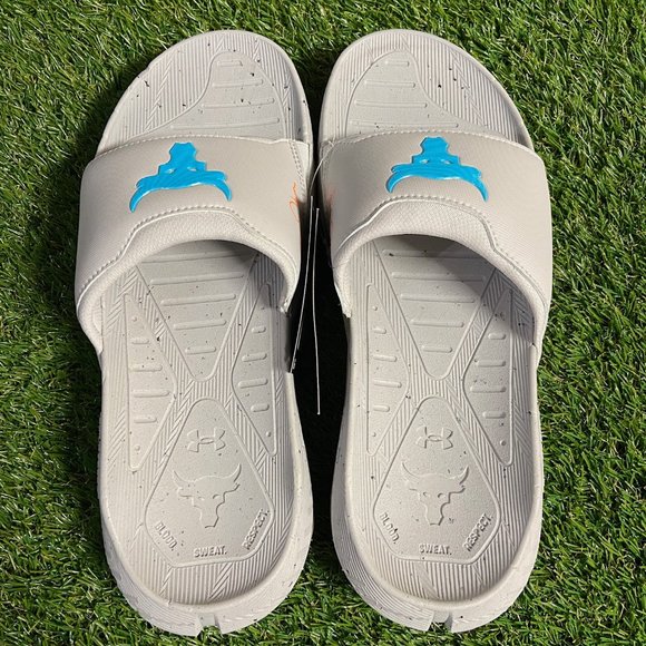Athletic_Shoes